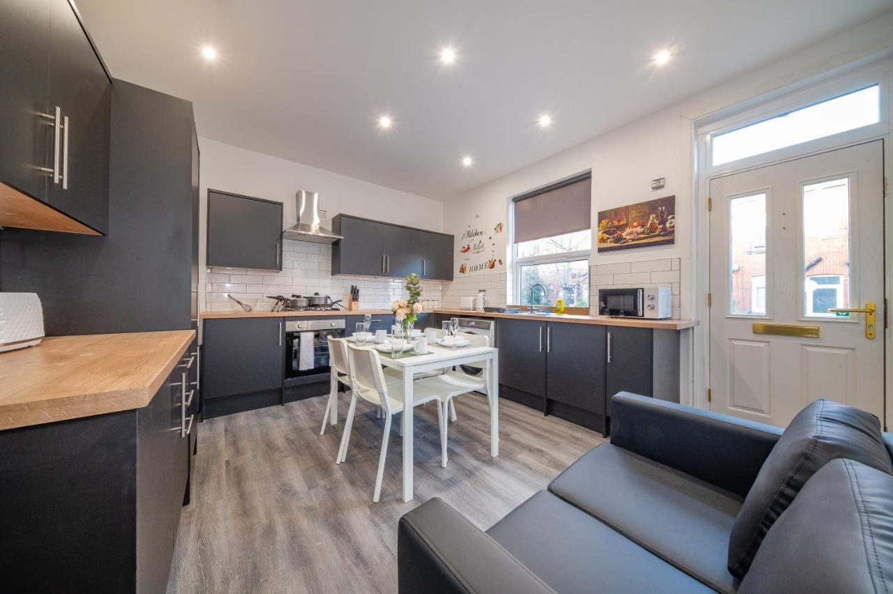 *Rb12S* For Your Most Relaxed & Cosy Stay + Free Parking + Free Fast Wifi * Leeds  Eksteriør billede